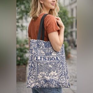 ✈️ TRIP2-70 Lisboa Blue and White Tote Bag